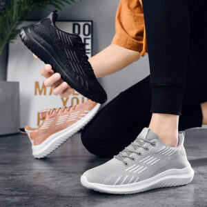 Breathable mesh casual shoes